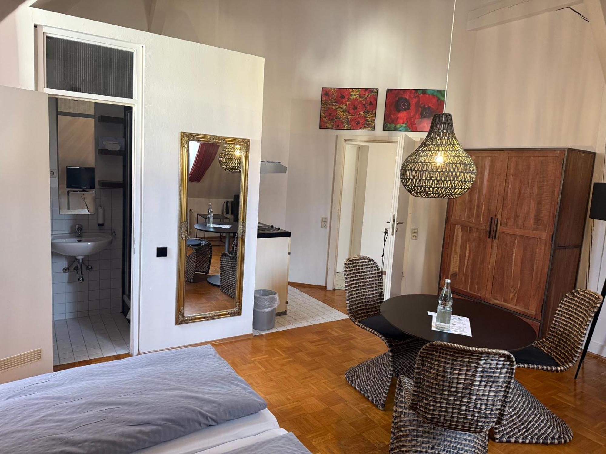 Whliving - Apartments & Studios In Constanza Exterior foto